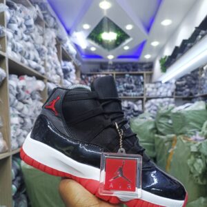Jordan 11 Bred